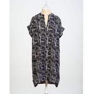 Loyal Hana Cybelle Tunic Blouse Nursing Breastfeeding Tunic Geometric Navy Blue